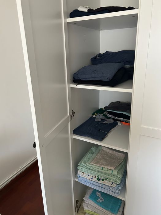 Armário branco de quarto para roupa - compr 175 cm x largura 57 cm x altura 200 cm
