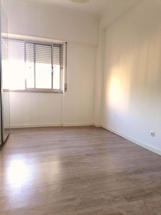 T2 Monte Abraão junto CTT