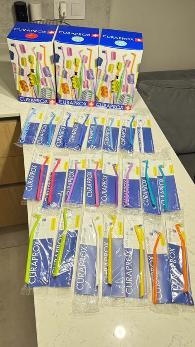 Зубні щітки Монопучки CURAPROX 1006 Single / 1009 Single