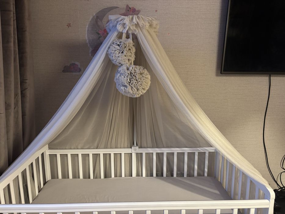 Baldachim do łóżeczka