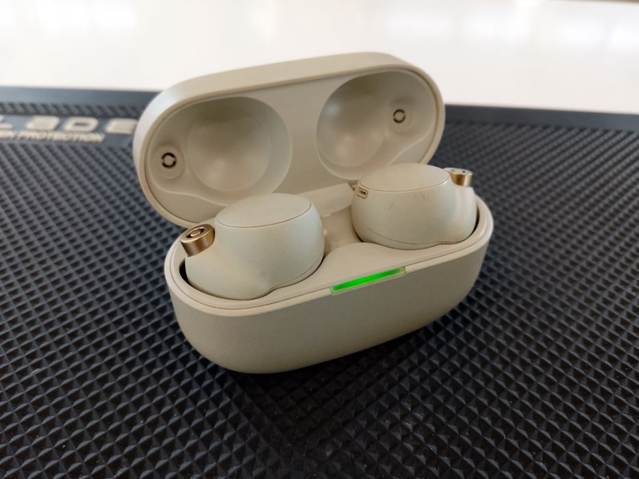 Sony WF-1000XM4 White