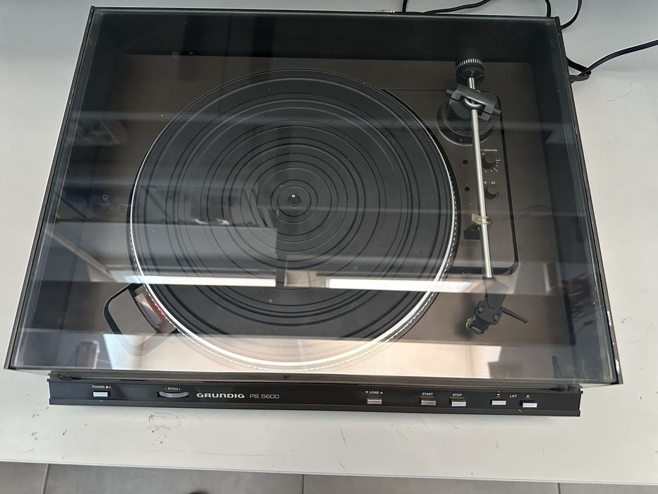 Gramofon szufladowy Grundig PS-5600