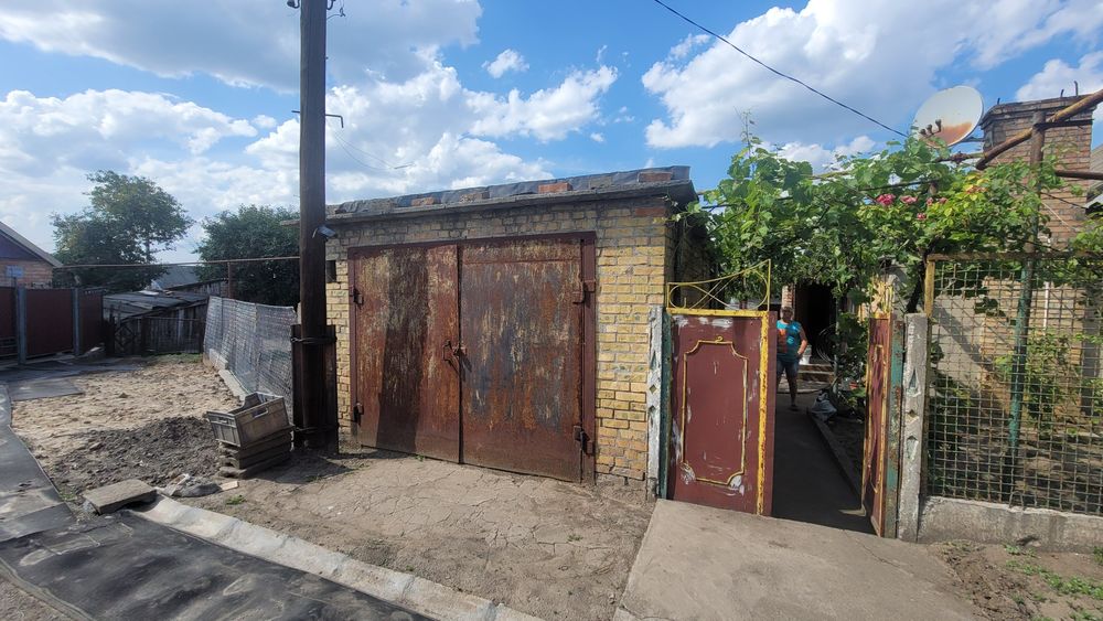 Продам будинок в Марганці