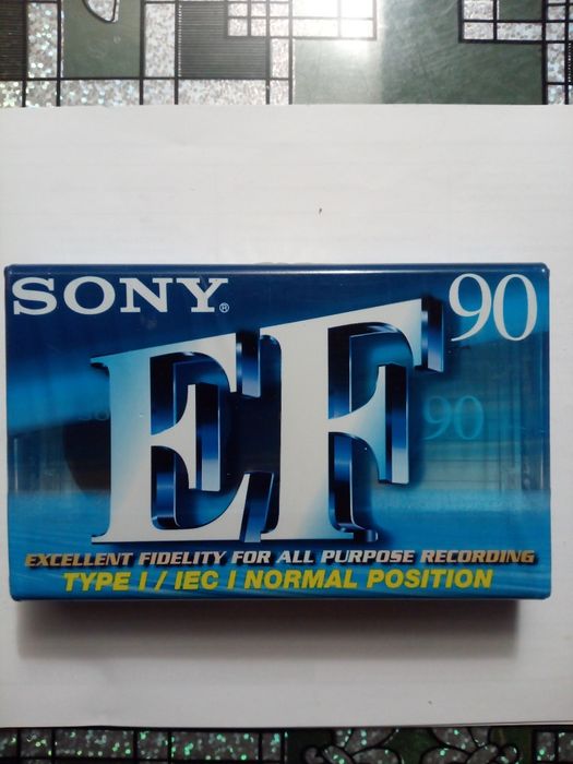Магнтофоная  кассета SONY