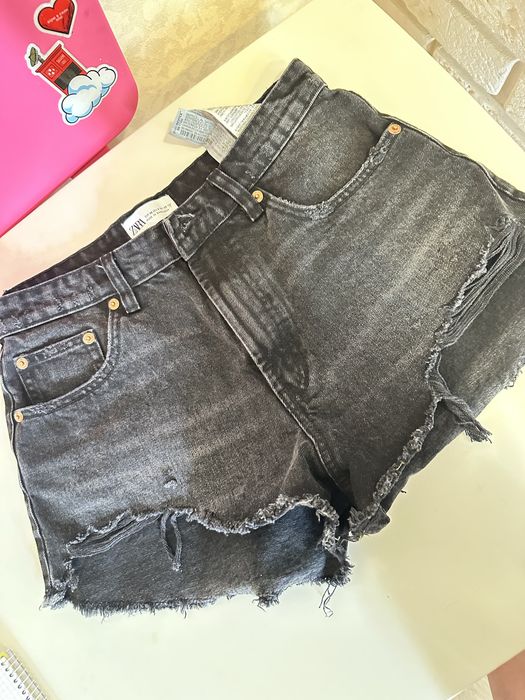 Шорти Zara розір 38