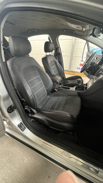 Ford Mondeo Titanium  — Muito material novo —