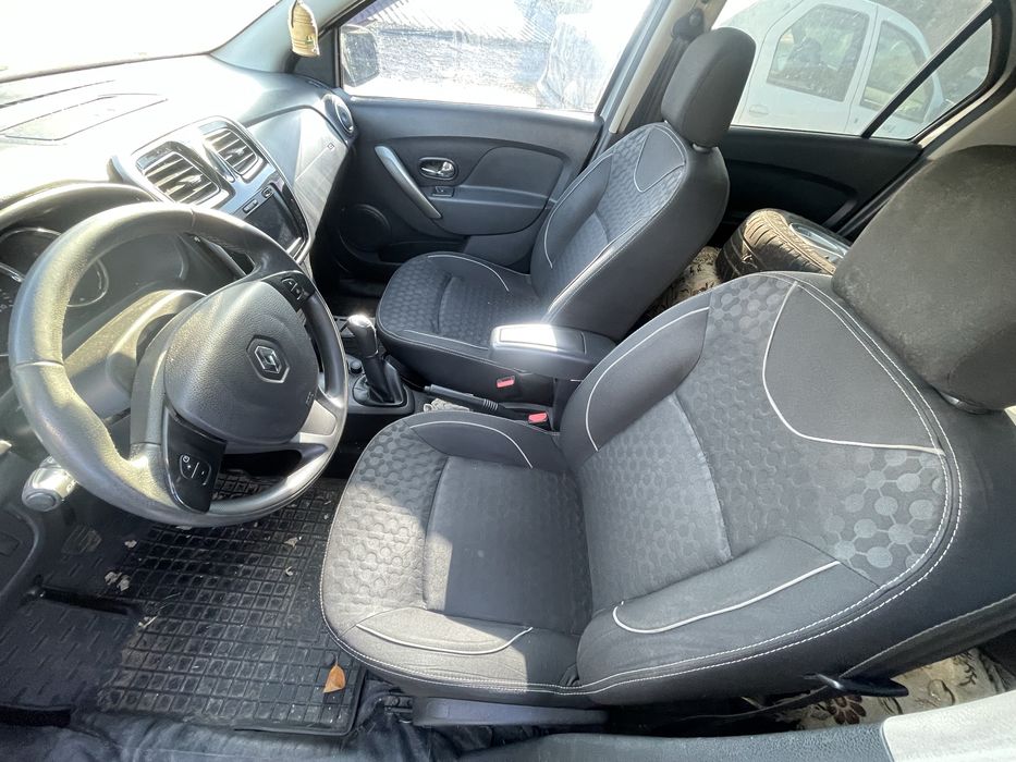 Сидения рено логан 21г