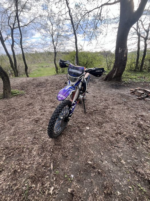 Мотоцикл Kayo T4 2019
