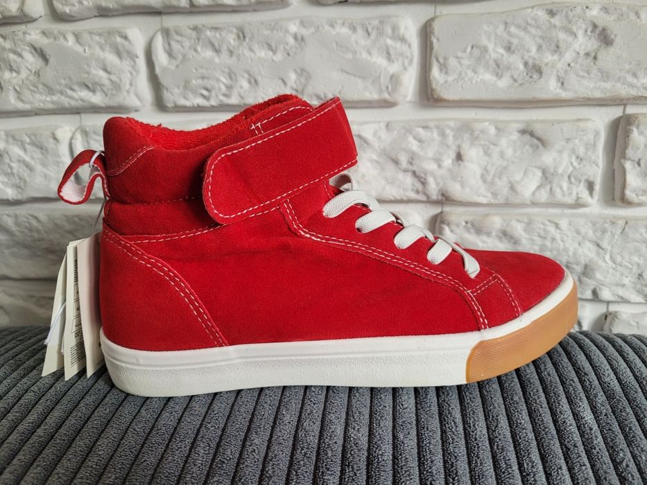 Reserved  Trampki r.39  nowe