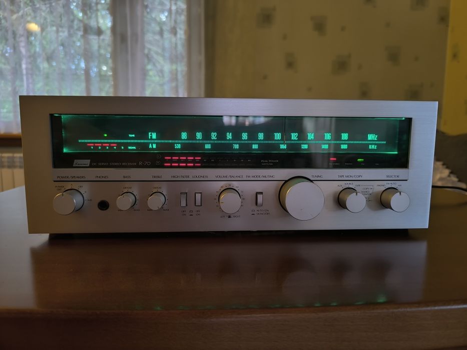 Amplituner SANSUI R70 amplituner w pięknym stanie