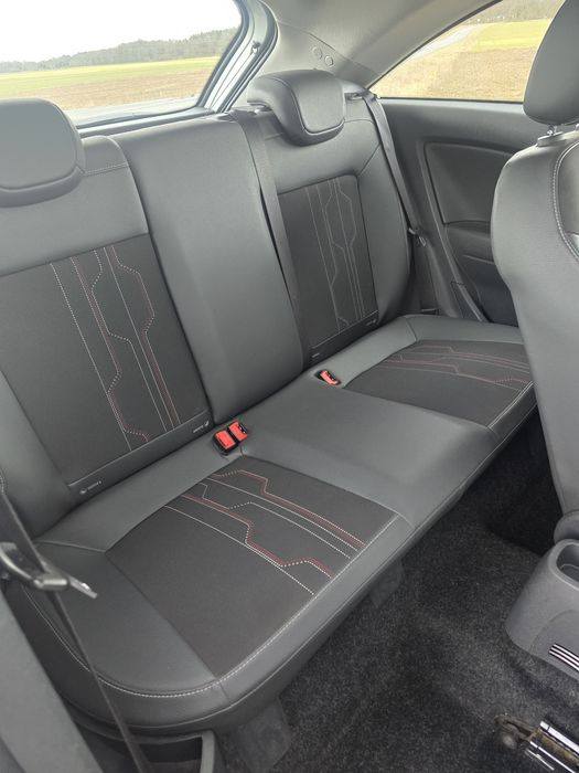 Opel Corsa 1,4 Benzyna 2012r