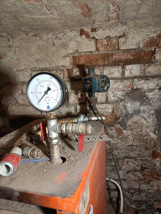 Sprzedam sprawny piec c.o wszystko sprawne