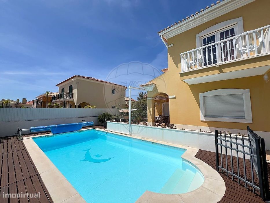 Moradia T4 para venda