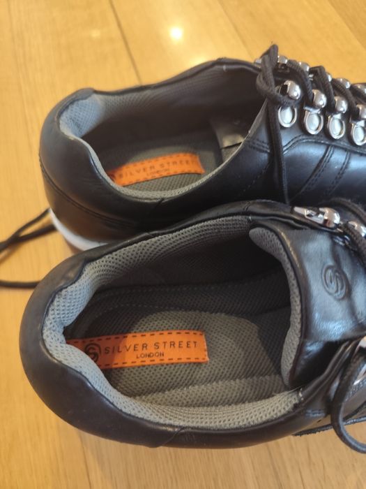 -70 % Nowe buty sneakersy Silver Street skóra ( 42/43)