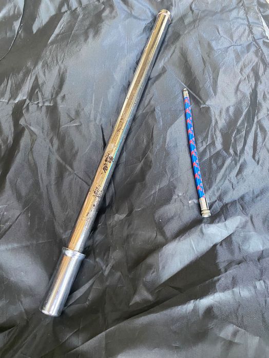 Bomba de ar antiga para bicicleta