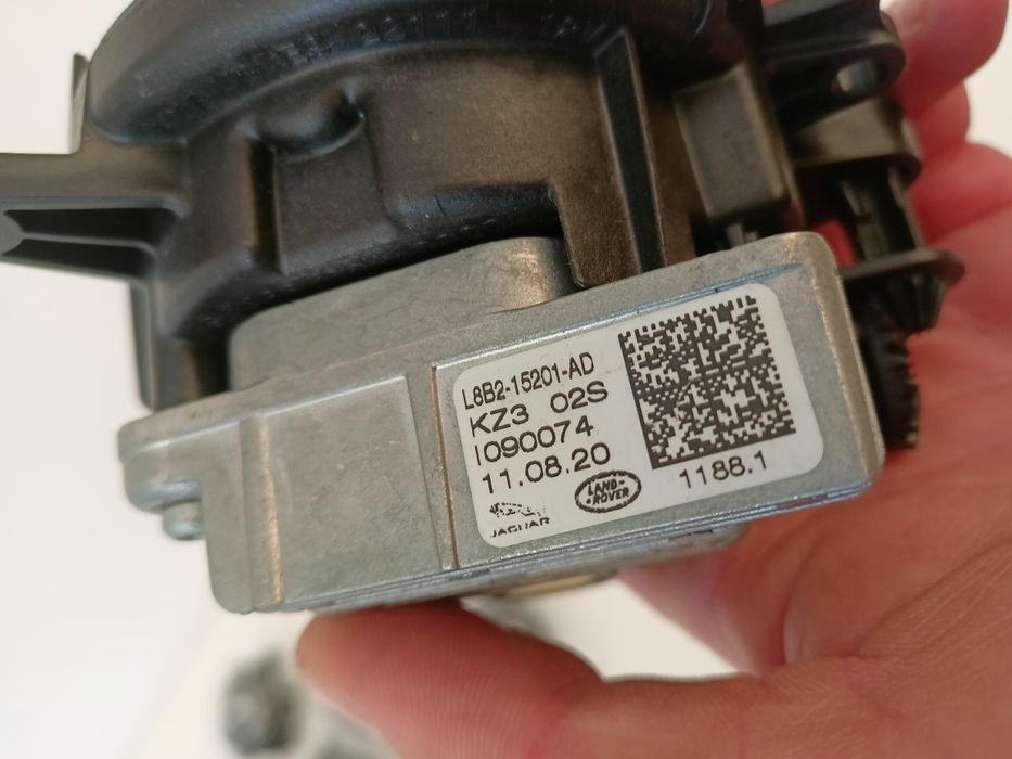 Land Rover Defender II 2 20- halogen LED DRL lewy przód przedni