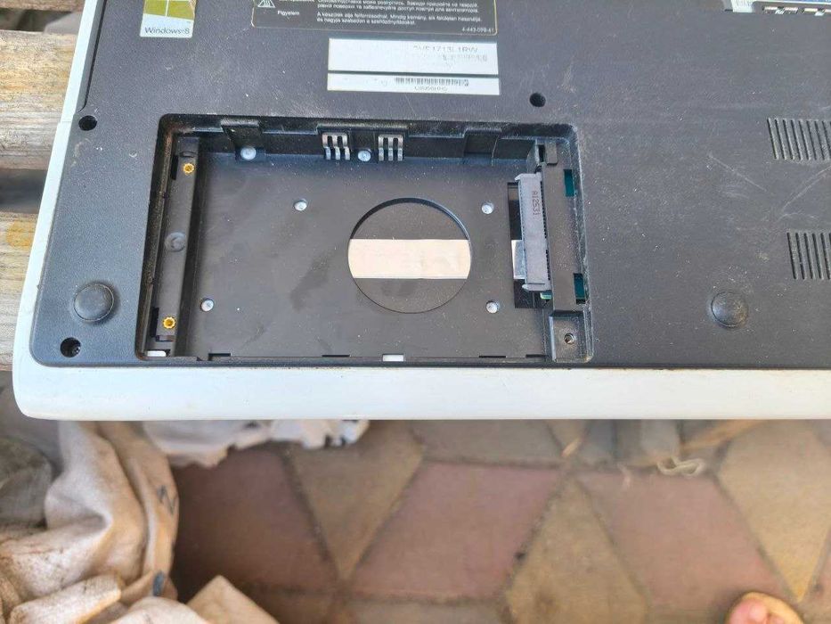 Ноутбук Sony Vaio E17 на запчастини