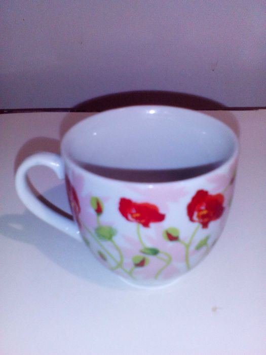 Кофейные чашечки с подставкой