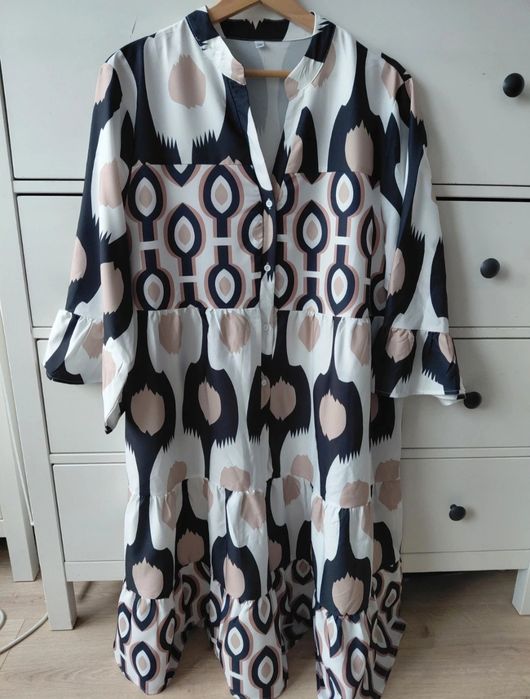 Sukienka damska biała we wzory r. 2 XL