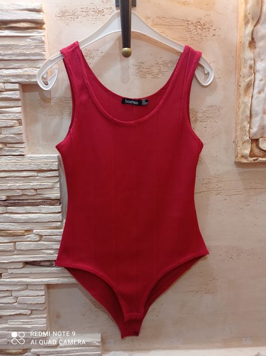 Body   czerwone damskie