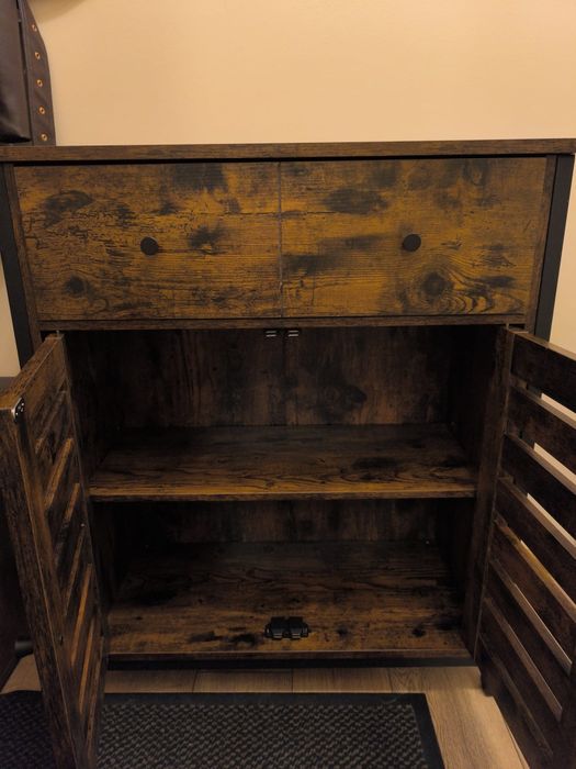 Szafka w stylu loft