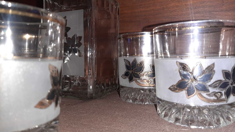 Коньячный набор. Графин и 6 стаканов. Италия