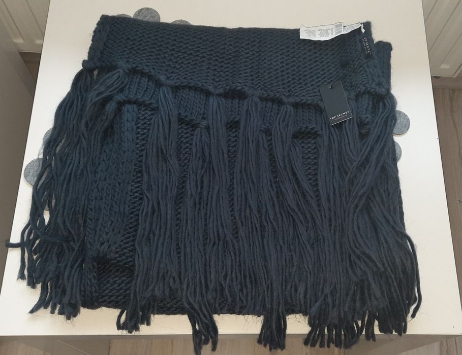 Długi szal szalik Top Secret