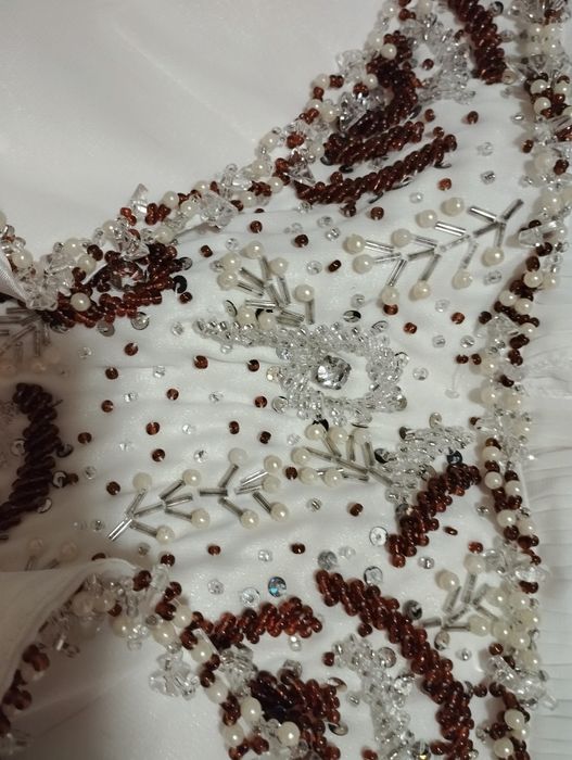 Святкове плаття на брітелях з жилетом