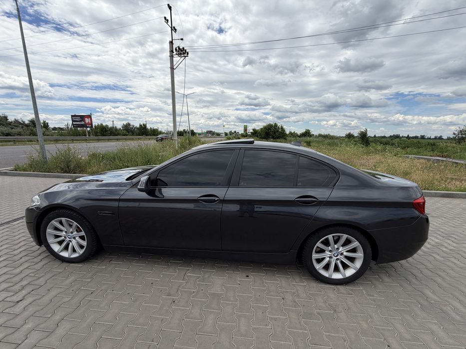 BMW 535i F10 • 2014 рік • 3.0 бензин (306 к.с.)