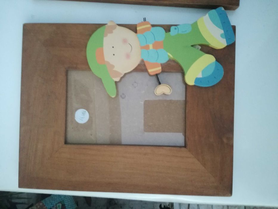 Conjunto 2 molduras + quadro criança