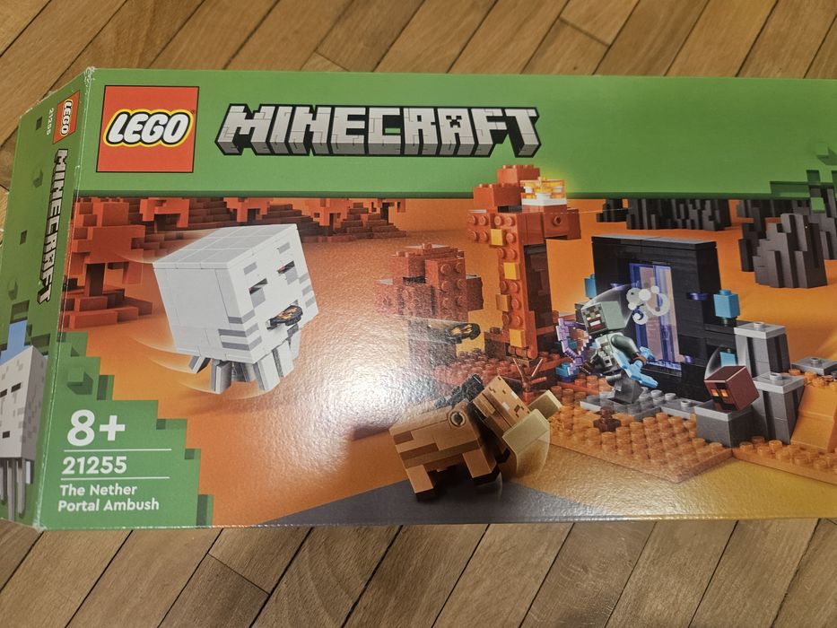 Lego minecraft 21255 polecam