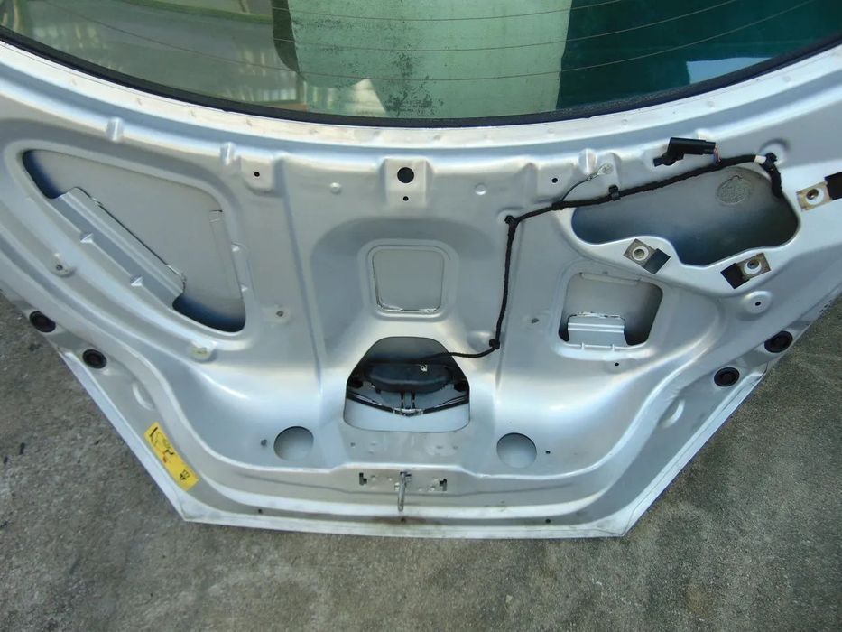 Ford Cougar tampa mala " usado em bom estado
