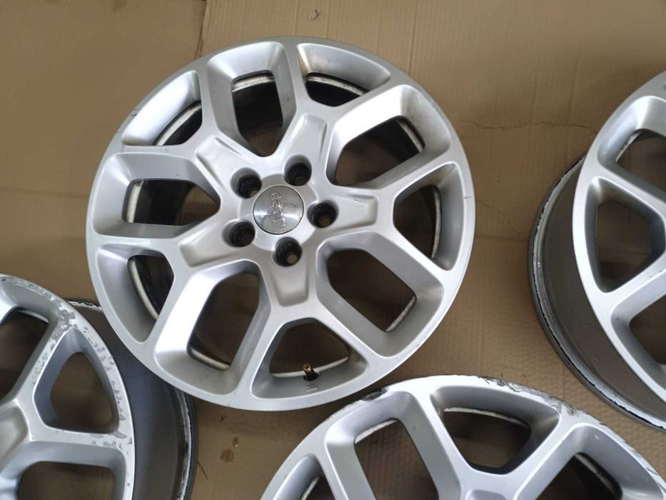 4x felgi alufelgi JEEP RENEGADE 15r. ET40 7J 17 '' 5x110. 7355.77525