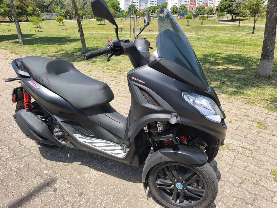 Piaggio MP3  300 Hpe