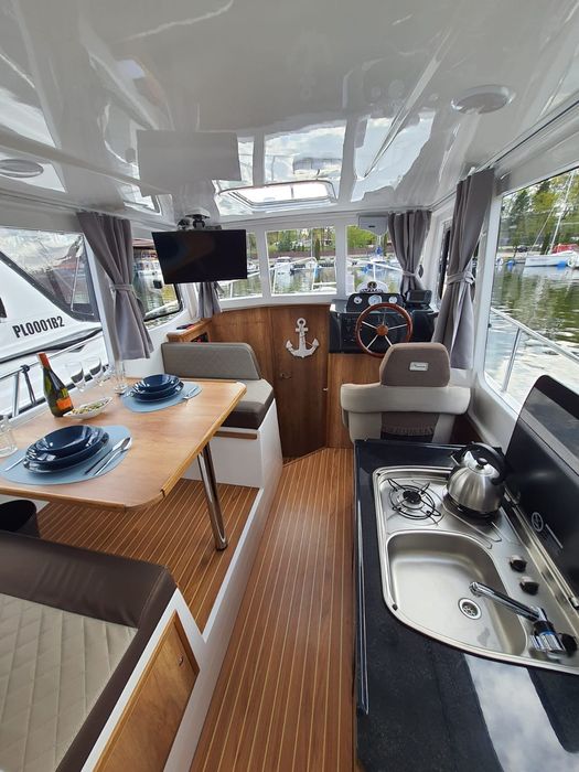 Czarter jachtu,wynajem łodzi bez patentu