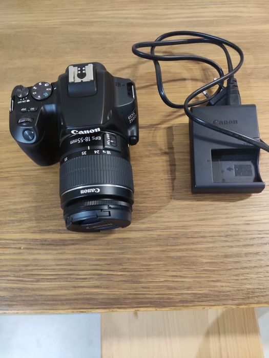 Maquina fotografica eos 250d mais extras