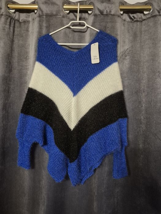 Ponczo sweter    .