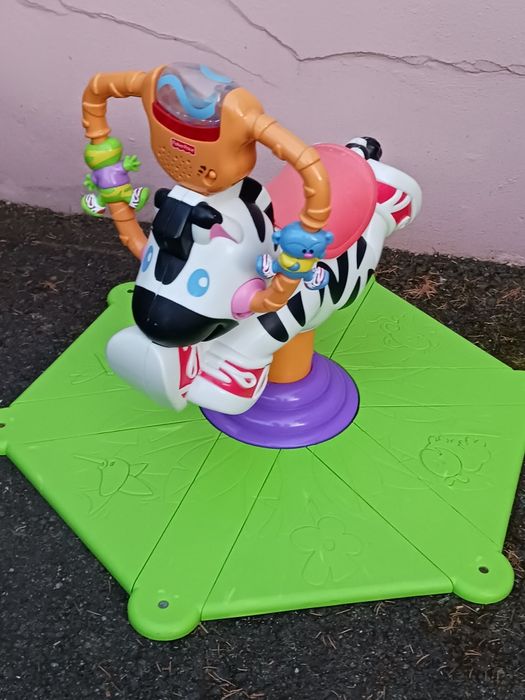 Baloiço zebra para criança