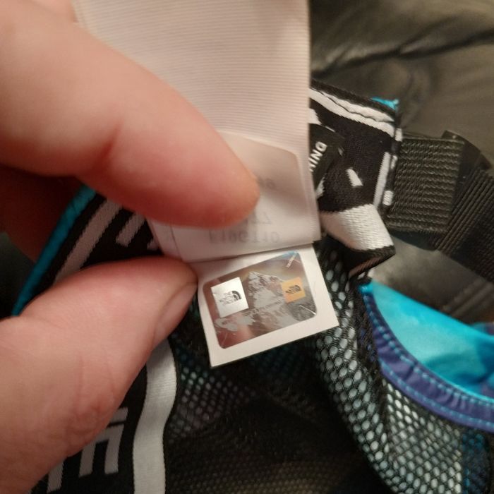 Продам бейсболку The North Face,Bulls