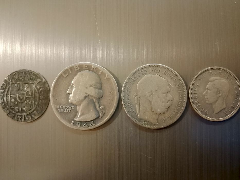 Серебряные монеты