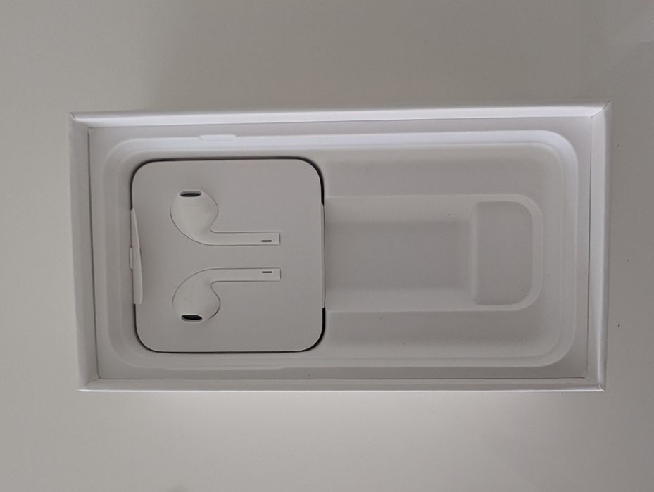 Iphone 7 black 32gb desbloqueado