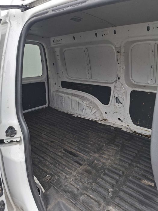 Samochód VW CADDY Maxi 1,6 TDI