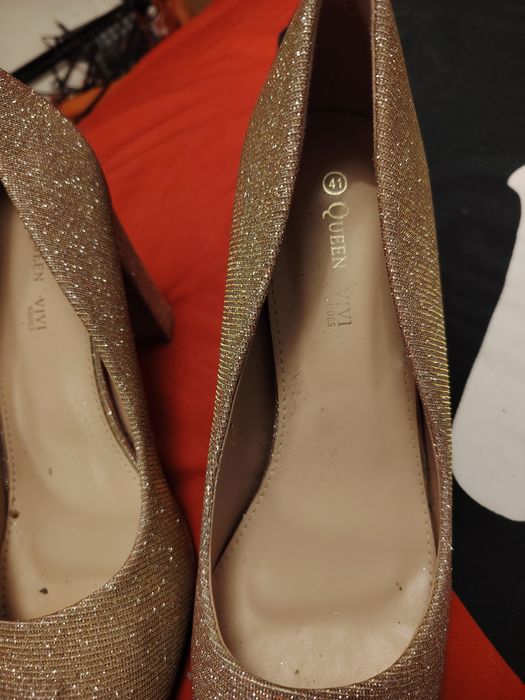 Calçado usado em bom estado