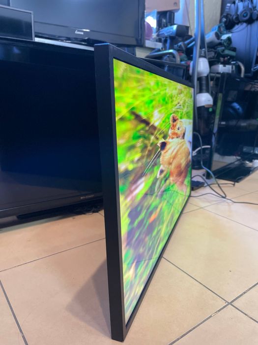Монітор Samsung QM32C — Smart TV Дешево Акція!