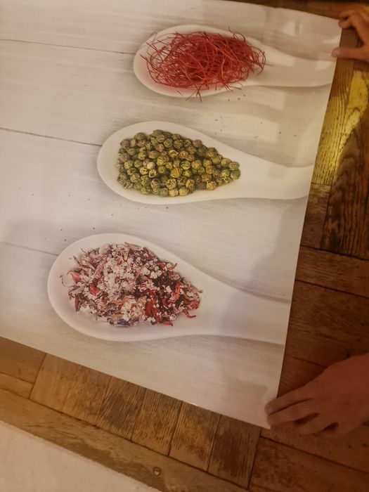 Naklejka z laminatem do kuchni