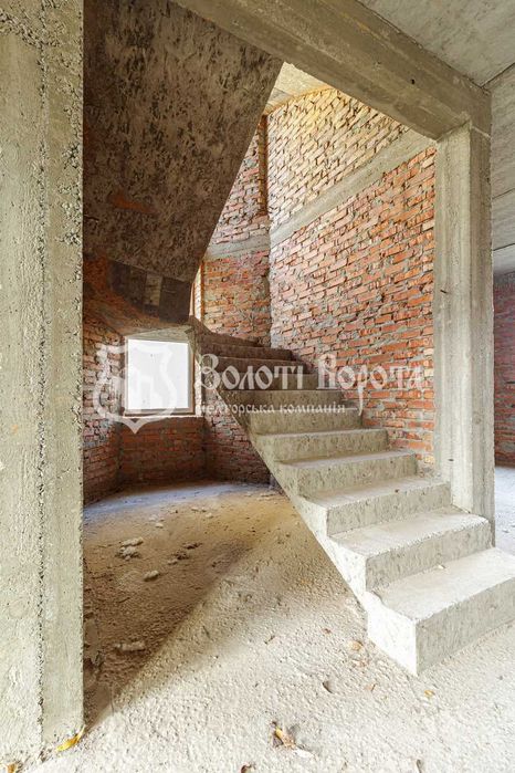 Дуплекс, 3пов. Під ремонт. село Підгірці, Обухівський район