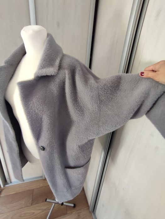 Damski płaszcz, alpaka, szary z czarnym wzorem, roz uniwersalny, nowy