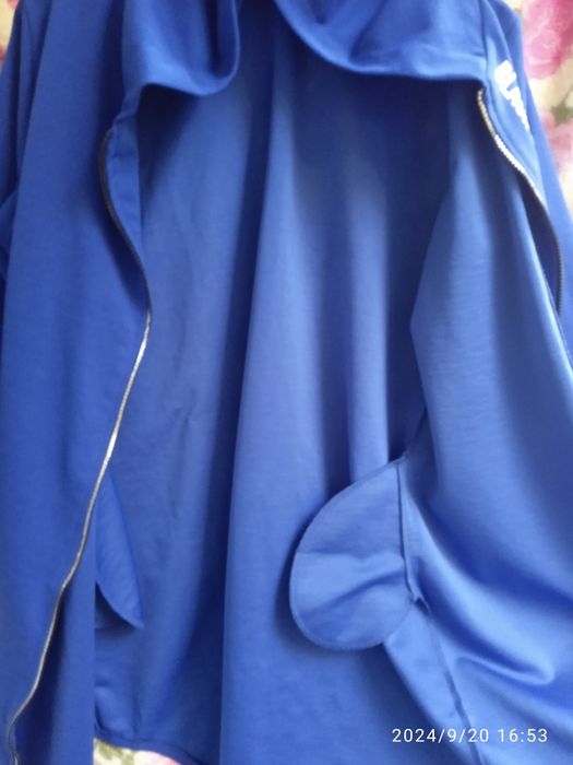 Синяя пайта с капюшоном 52р