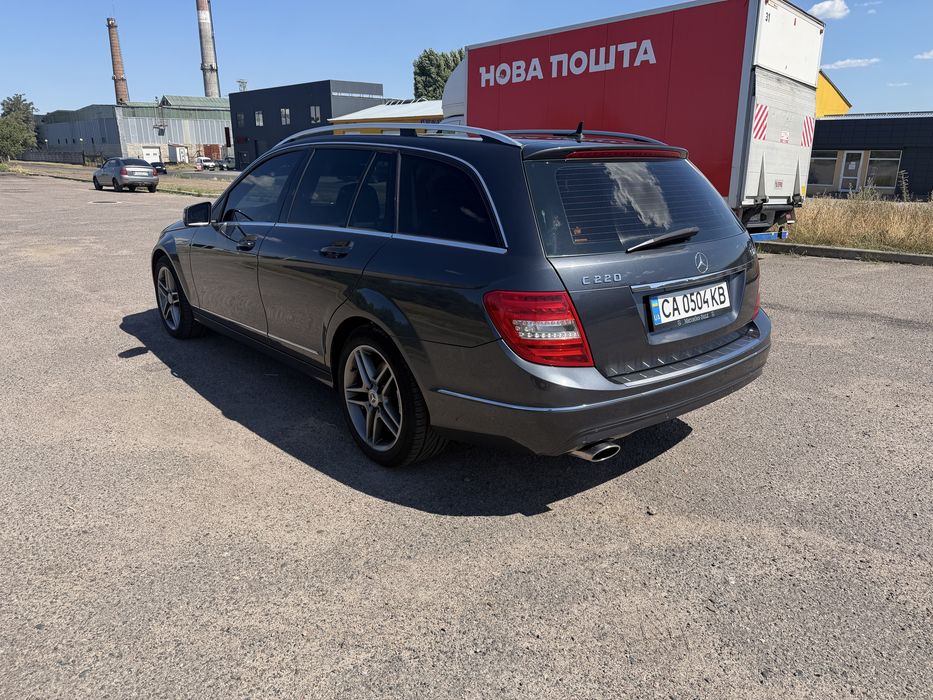 Mercedes-Benz C-Class 2013 VIN WDD2042021G227906 фото оголошення 5 з 8