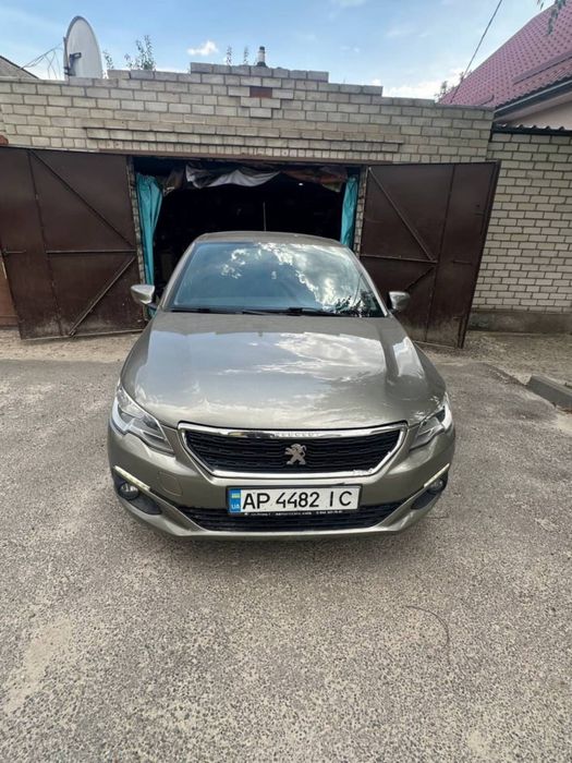 Аренда Авто с брендом и без цена от  4500 неделя